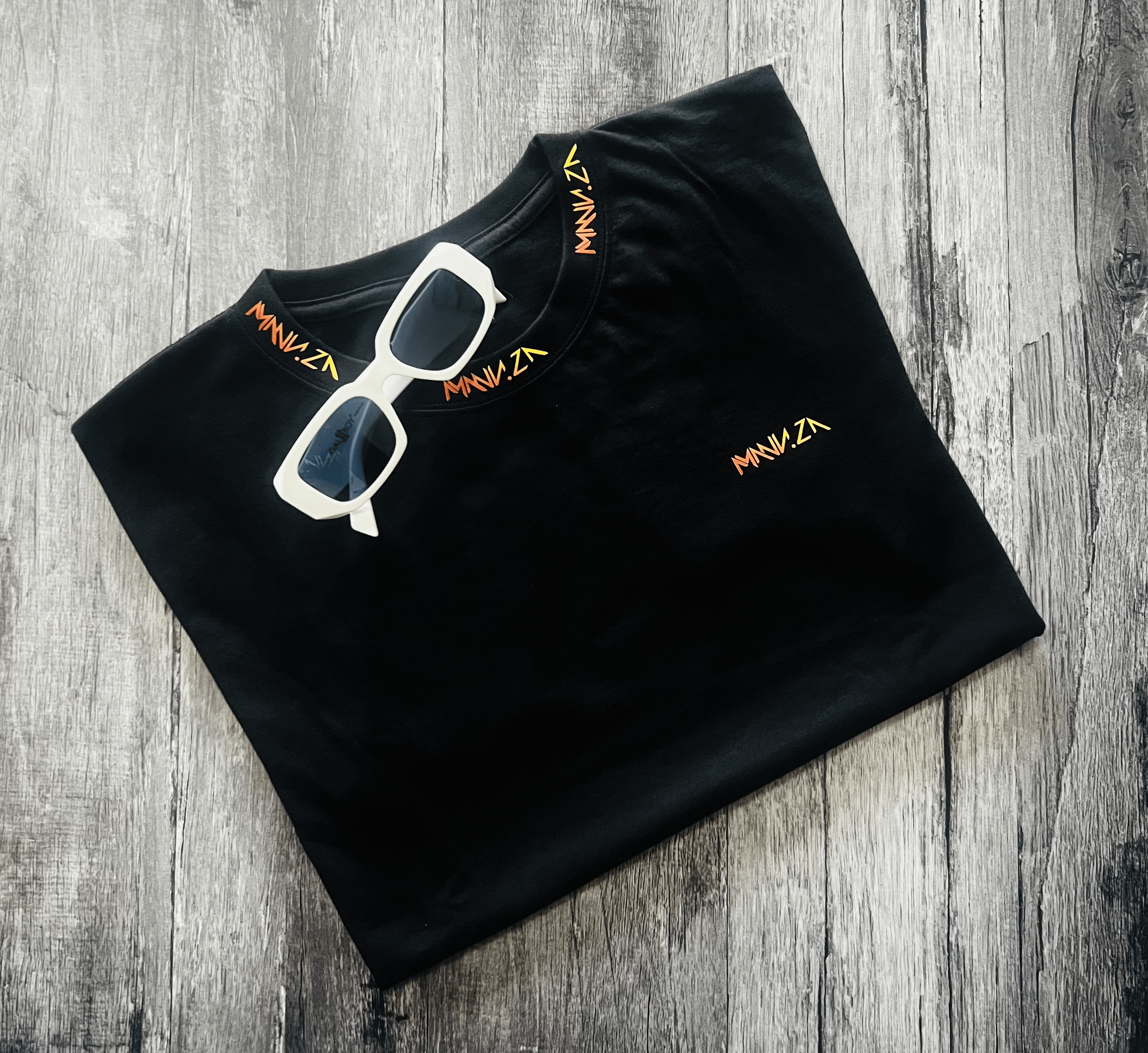 Manu.Za Minimal T-Shirt